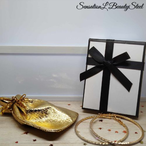 Vue alternative des Boucles d'Oreilles Créoles Bicolores Élégance