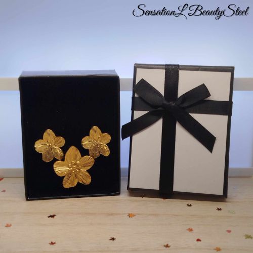 Parure Fleur Royale – Les Deux Pièces : Boucles d'Oreilles & Bague